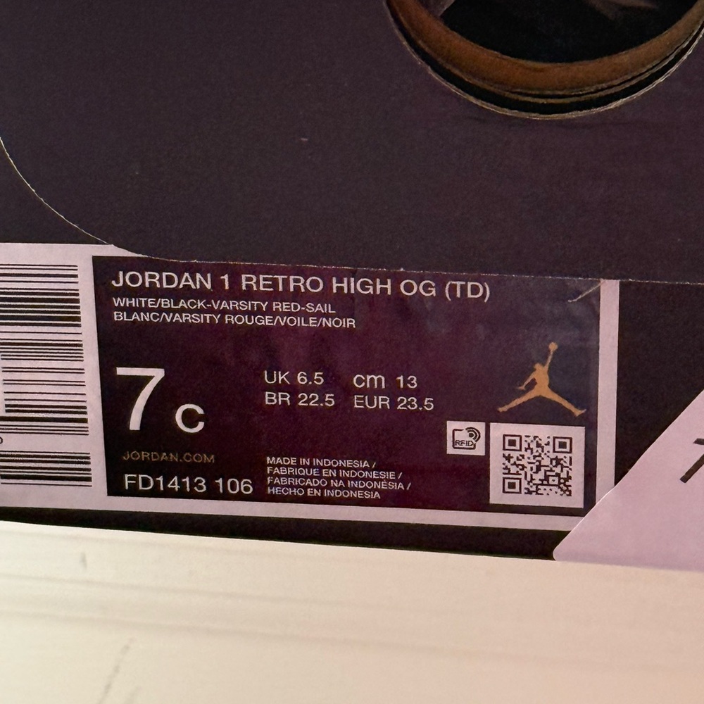 Jordan 1 Retro High OG Kids Sneakers - White, Black, Red